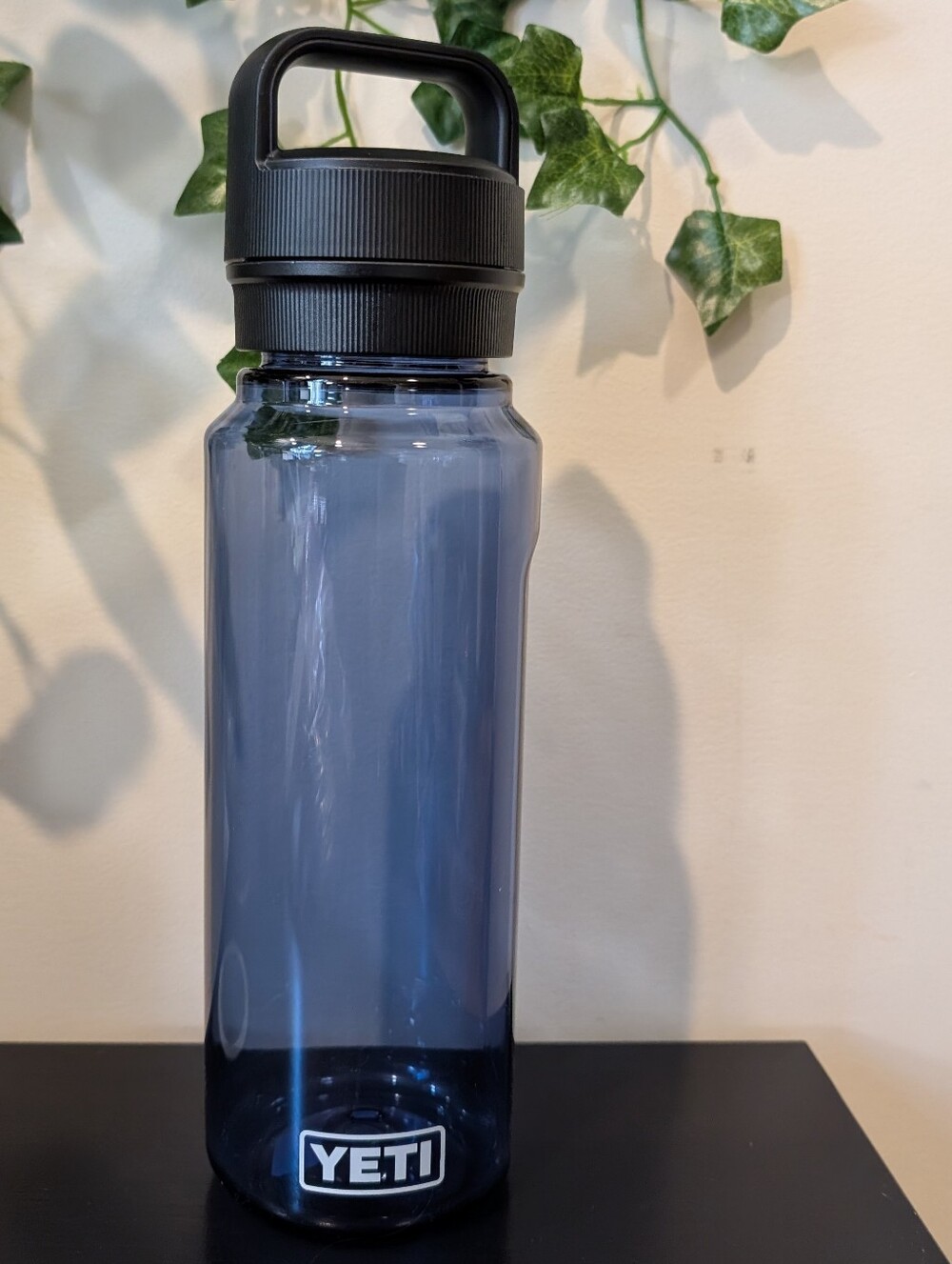 750ml Yeti Water Bottle